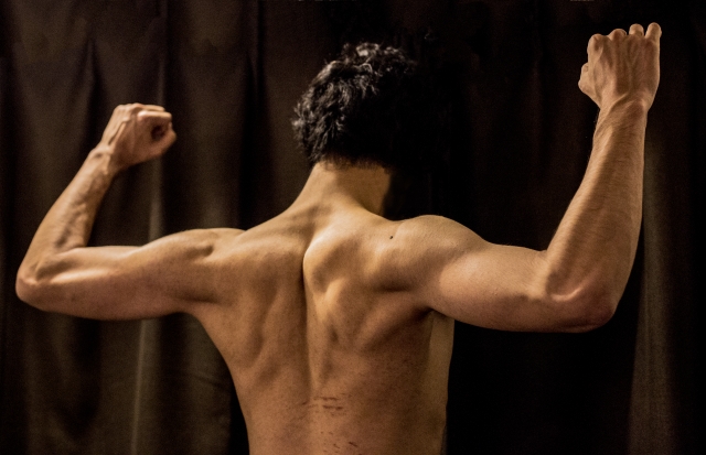 適切な栄養を摂取しなければ筋肉はつかない