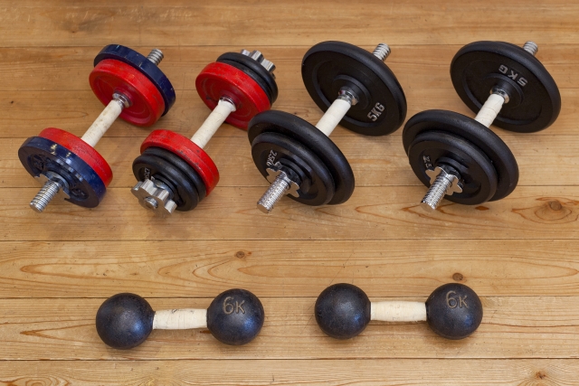 【自宅筋トレにおすすめのダンベル6選】初心者から上級者まで!